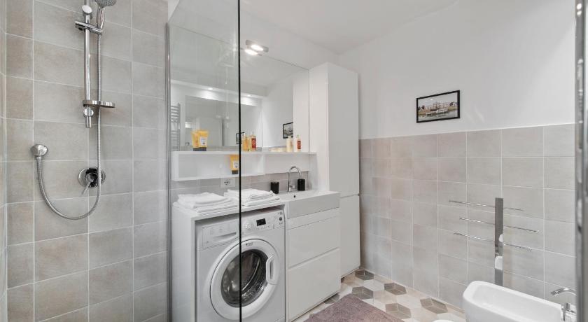 Rome Vatican White Domus 3-Star Single Room exterior