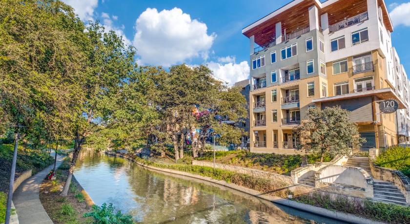 サンアントニオ San Antonio Fiesta Condo on Riverwalk wKing Ste 5つ星 宿泊施設 ロビー