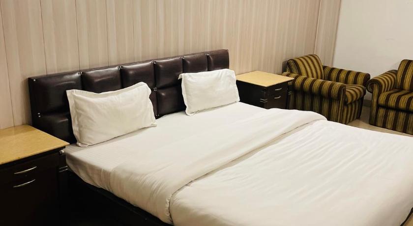 Hotel R S residency - image 2