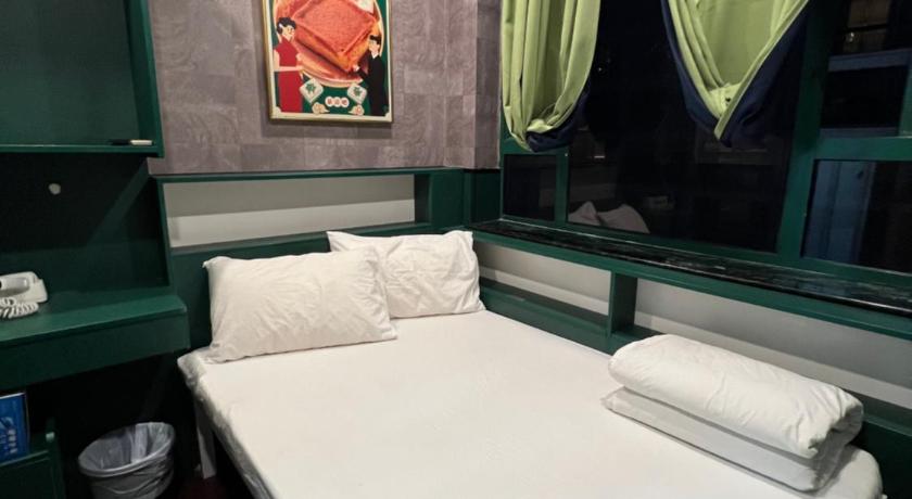 Image of Double Room with Private Bathroom 4
