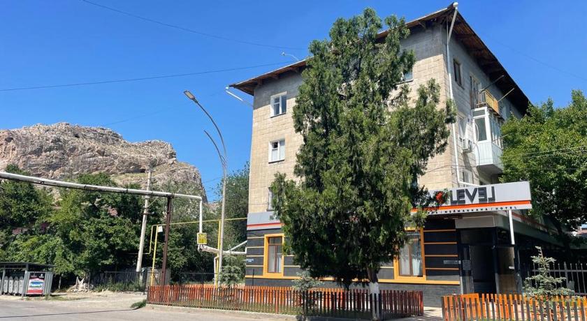 Level hotel Osh