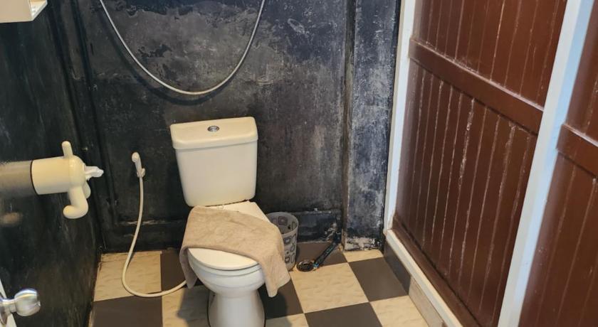 Image of Budget Double Room 4