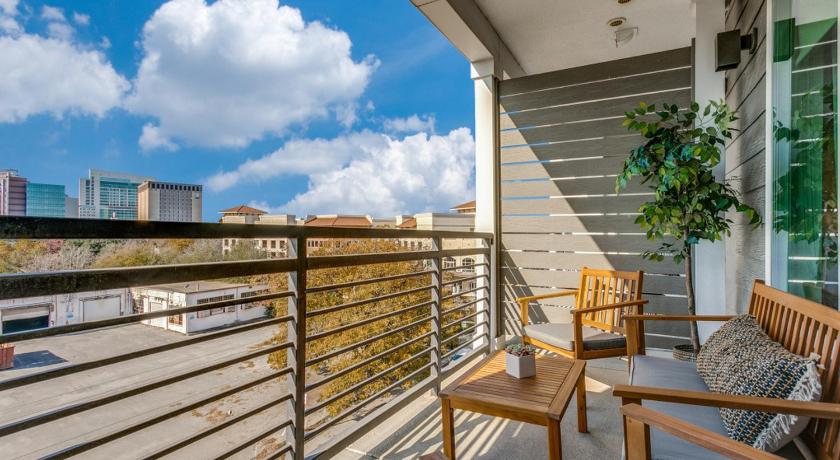 サンアントニオ San Antonio Fiesta Condo on Riverwalk wKing Ste 5つ星 宿泊施設 レストラン