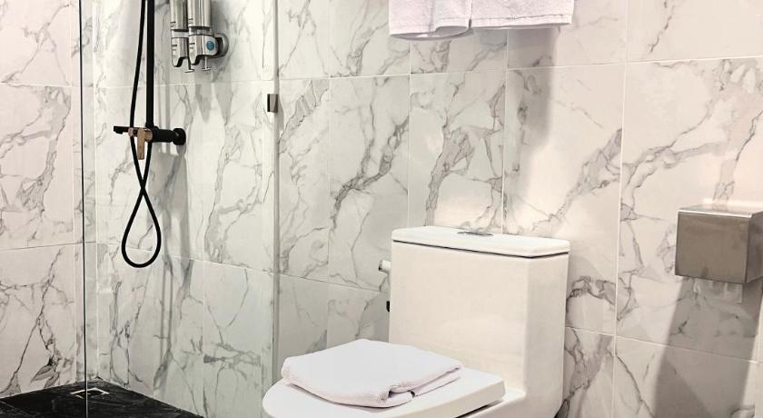 마카사르 d'primahotel Airport Sultan Hasanuddin Makassar 3성급 호텔 레스토랑