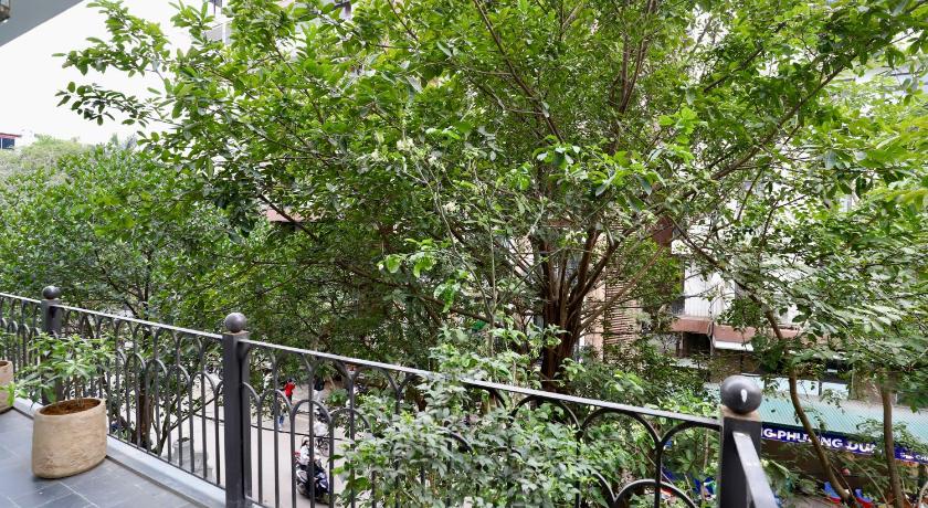 ハノイ Maison Nha 51 Quang Khanh 4つ星 ゲストハウス プール