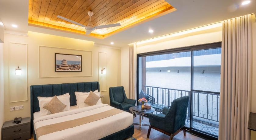 Double Room with Balcony