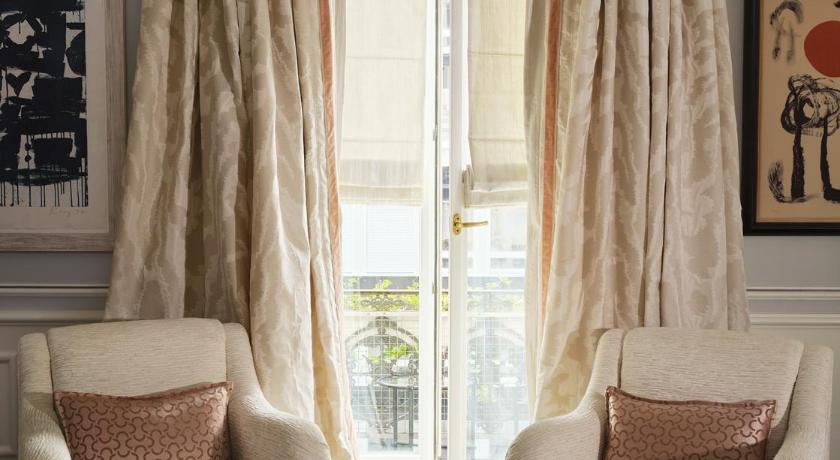 Image of Junior Suite 9