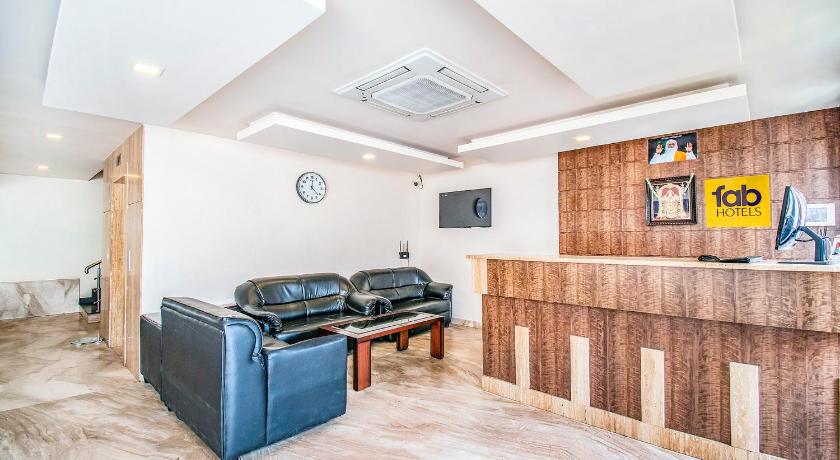 FabHotel Prime Royal Castle - Nr. Coimbatore North Railway Station - image 8