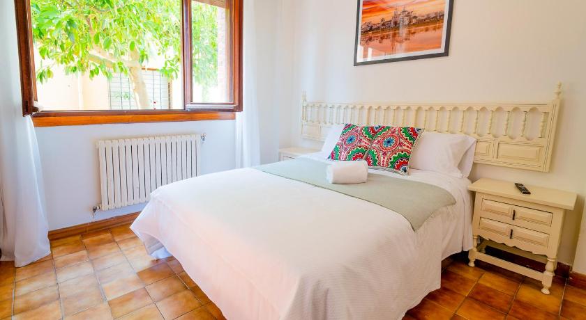 Oliva Rooms 3000