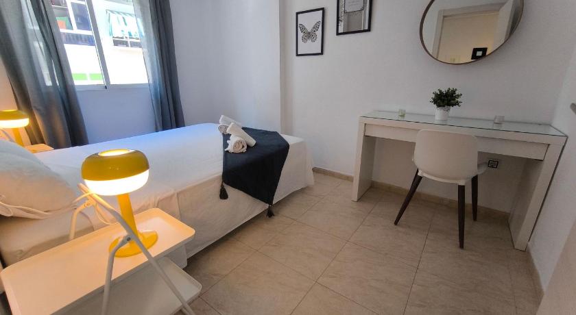 Cozy apartment in downtown area - image 28