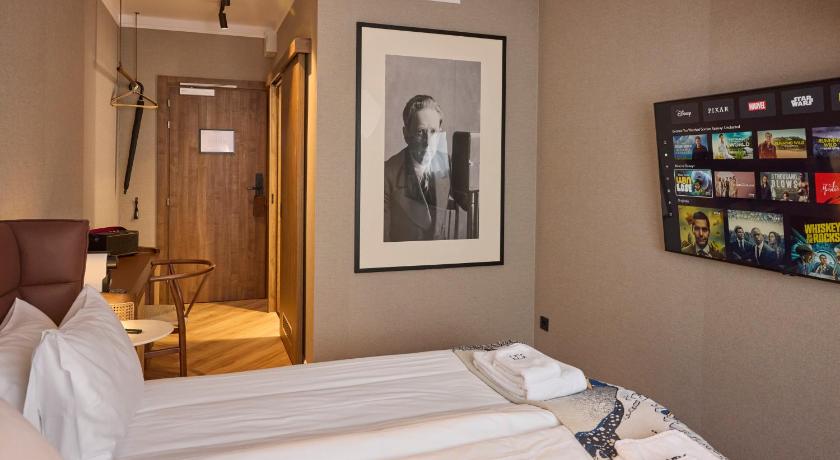 Image of Double Room with Sea View 4