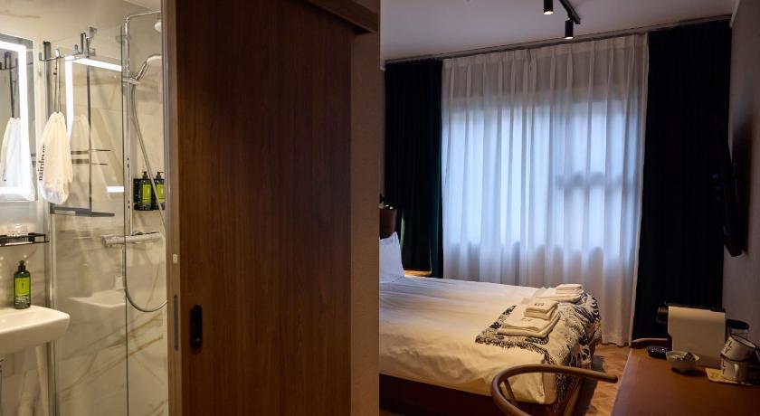 Image of Double Room 5