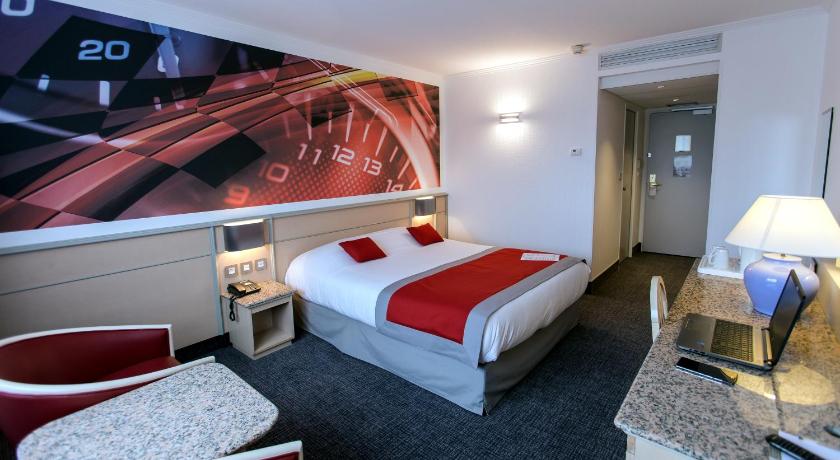 Hotel Le Paddock photo