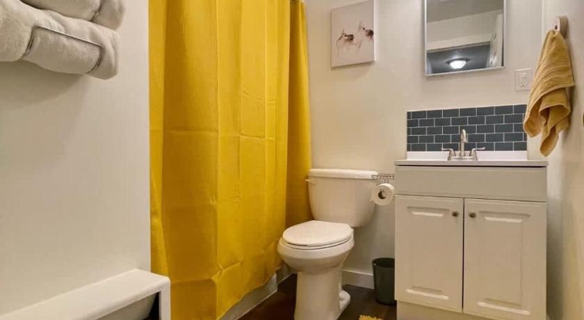 艾恩伍德 (MI) Downtown Yellow Room at Villages on Aurora 4星级 住宿 大堂
