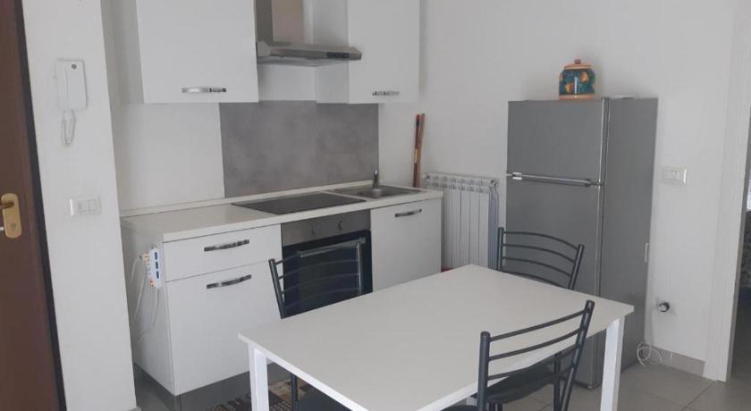 ATOS - Camera con Bagno e Cucina privati