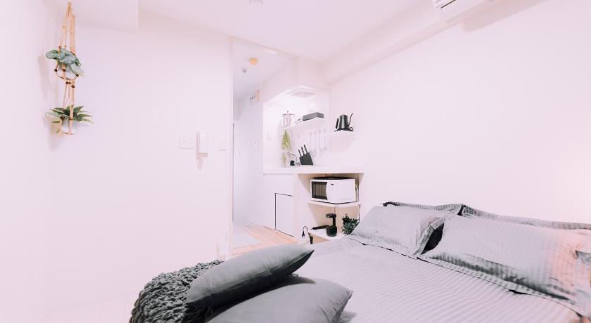 Osaka Minimalist Loft 5 Namba Compact Studio and Gym MA503 3-Star Accommodation suite