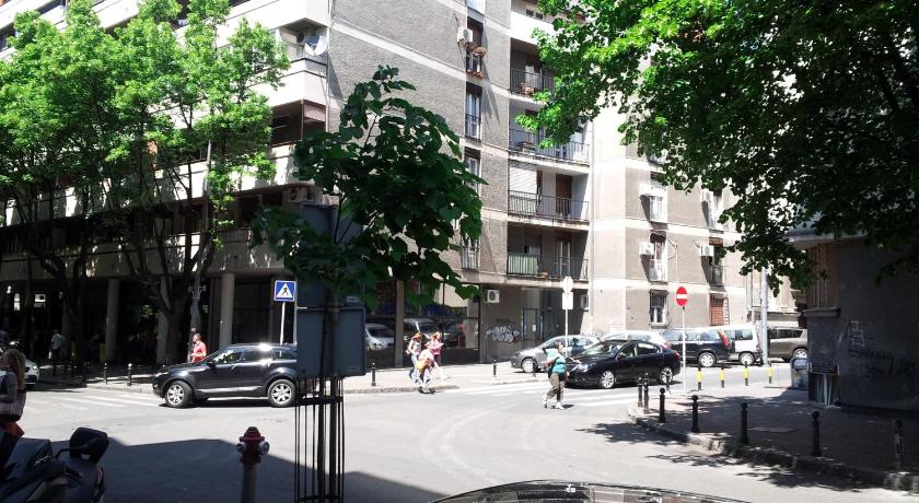 Downtown Belgrade Apartments - CHERRY photo