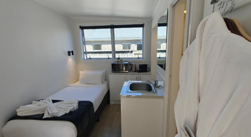 Image of Standard Single Room 0