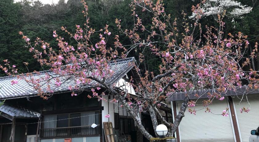 에나 古民家アドベンチャー 숙소 로비