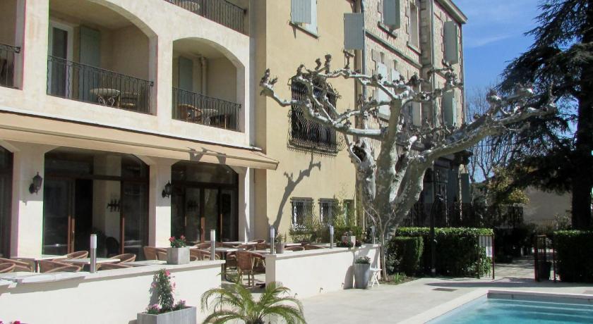 Le Castelet des Alpilles — Hotel in Saint-Remy-de-Provence