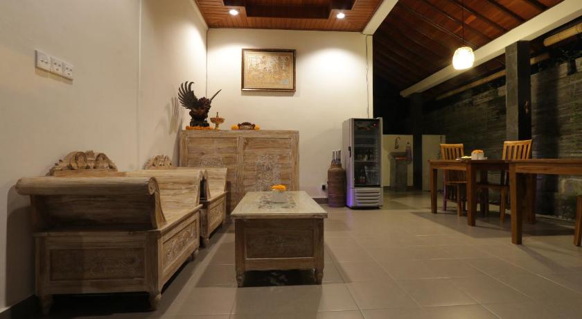 Duana Sari Ubud Guest House - image 7