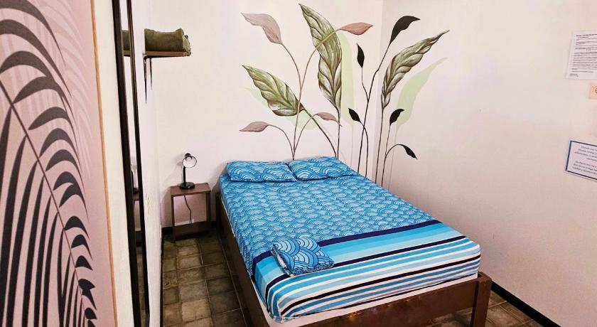 Image of Standard Double Room with Shared Bathroom 0
