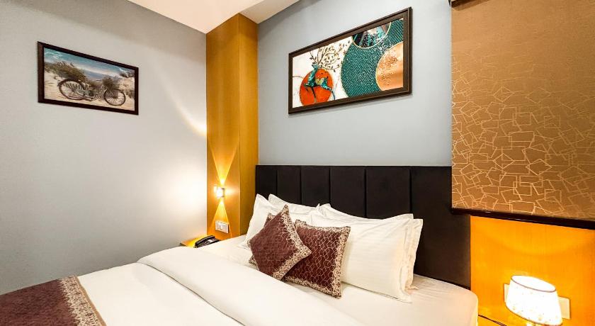 Hotel Manas Inn - image 43