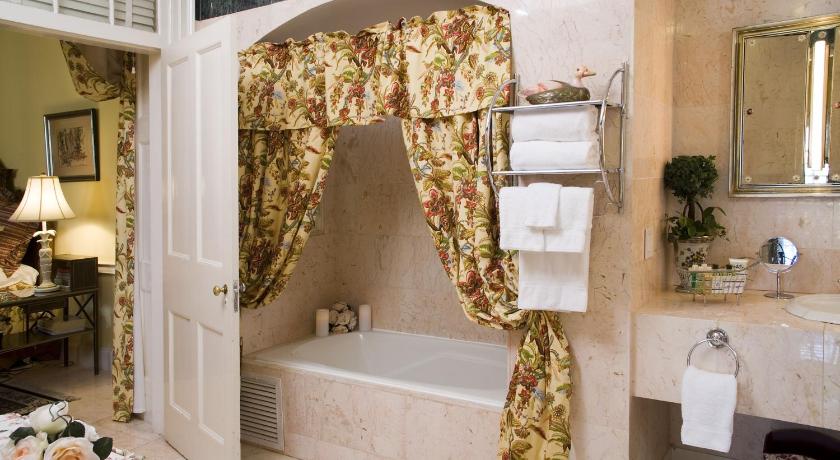 Image of Suite 2