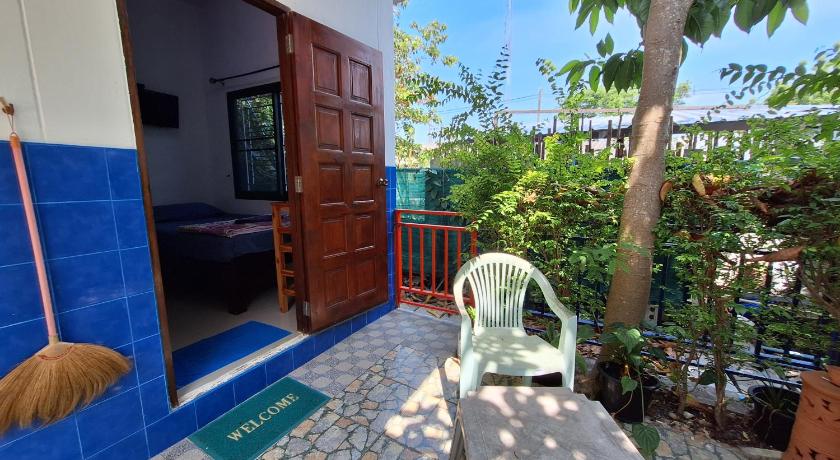 Image of Budget Single Room 5