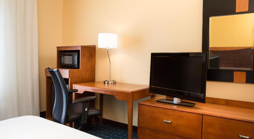 Fairfield Inn & Suites Kansas City Olathe