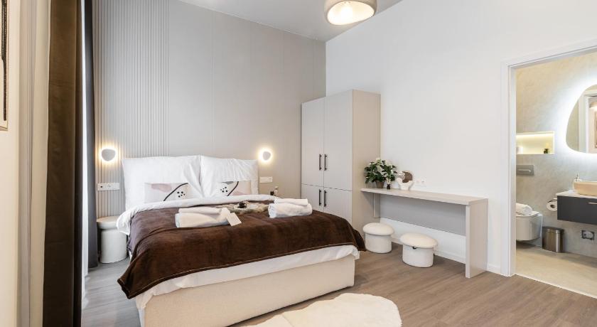 Oasis Luxe Boutique Suites by BQA