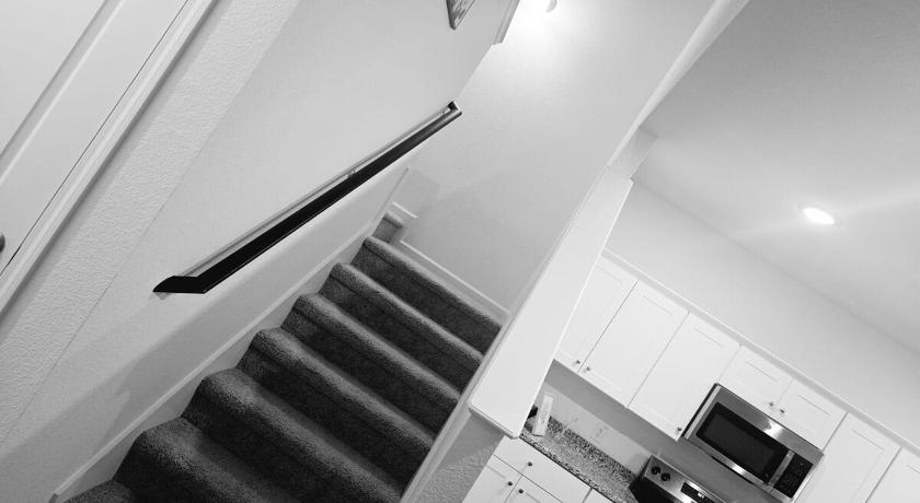 오브리 Luxury Suites 5-Bed Room 4-Bath 4성급 숙소 수영장