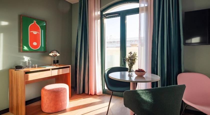 リスボン Numa Lisbon Anjos 4つ星 ホテル 客室