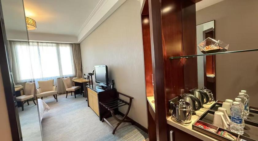Tianjin Saixiang Hotel - image 49