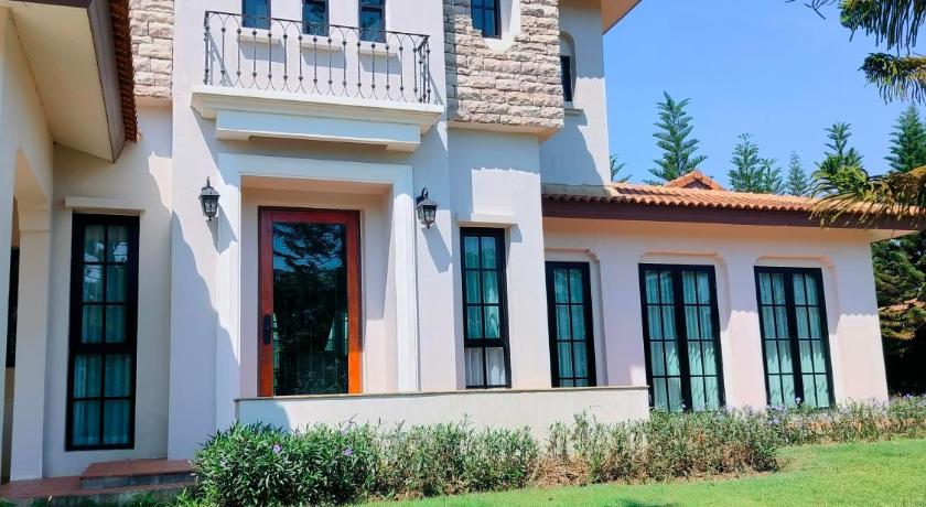 Khao Yai The Ozone Khao Yai Pool Villa 36 4-Star Guesthouse room