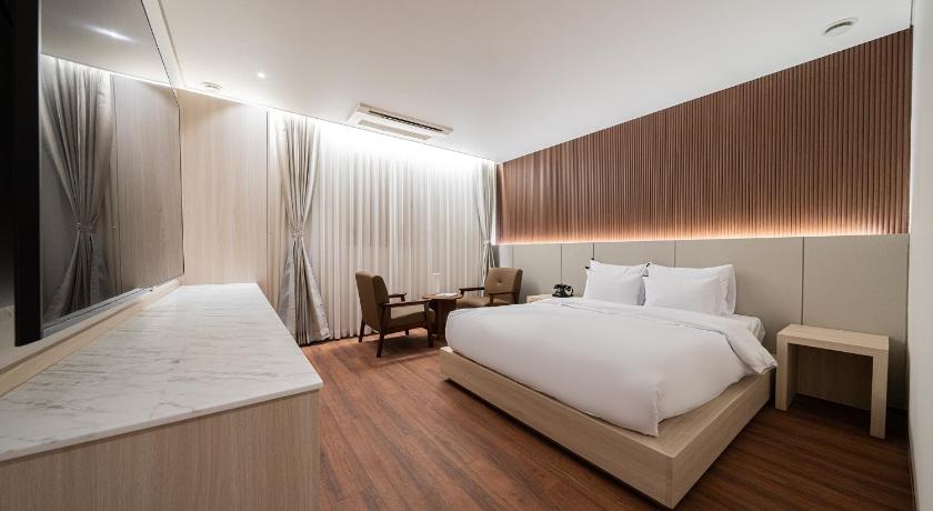 인천 인천 구월동 호텔 론도 (Incheon Guwoldong Hotel Rondo) 호텔 스위트룸