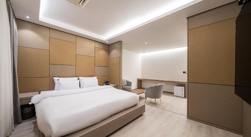 인천 인천 구월동 호텔 론도 (Incheon Guwoldong Hotel Rondo) 호텔 외관