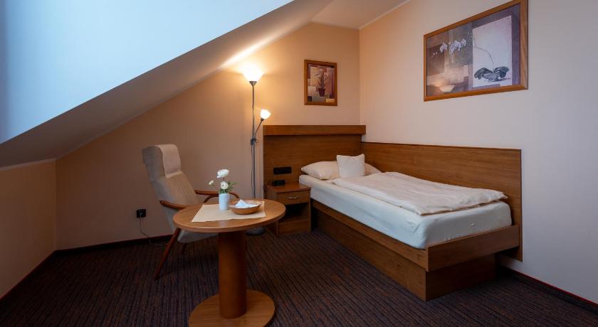 Image of Comfort Double or Twin Room with Treatment Program in Palace II 1