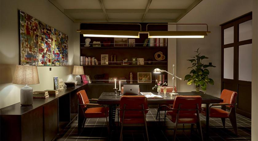 ダナン Signature by M Village Danang Heritage, A modern luxury stay 5つ星 ホテル レストラン