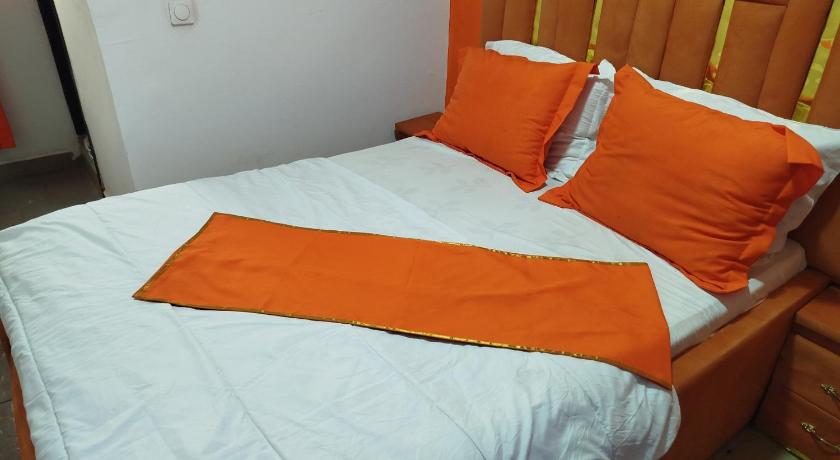 Hotel Famigni