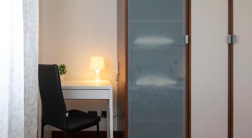 로마 Alloggio turistico Suite Leonardo - Rome, 20m in treno -Fiumicino Airport, 2m in treno- Fiera, 2m in 5성급 싱글룸 레스토랑