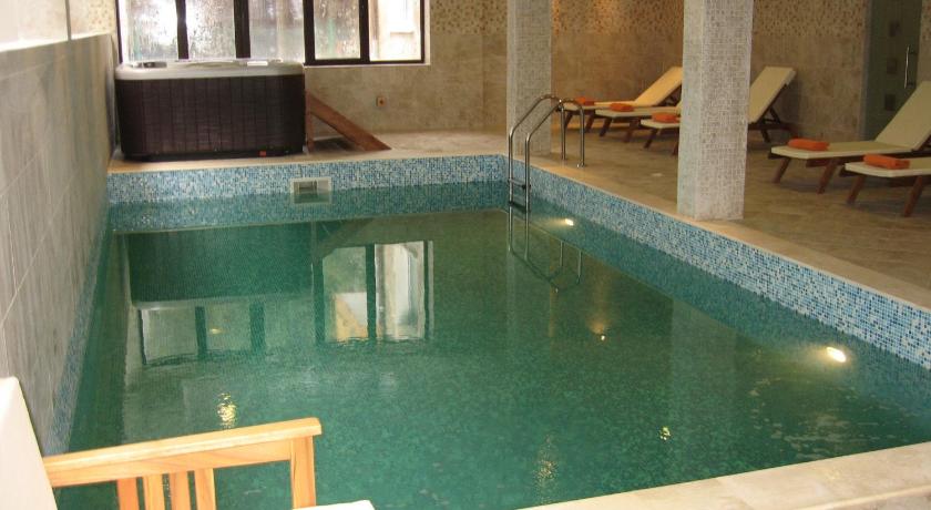 Chamkoria Chalets photo