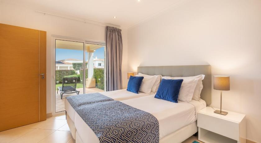 Budens NAU Salema Beach Village 4-Star Hotel pool