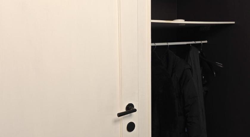 Image of One-Bedroom Apartment 28
