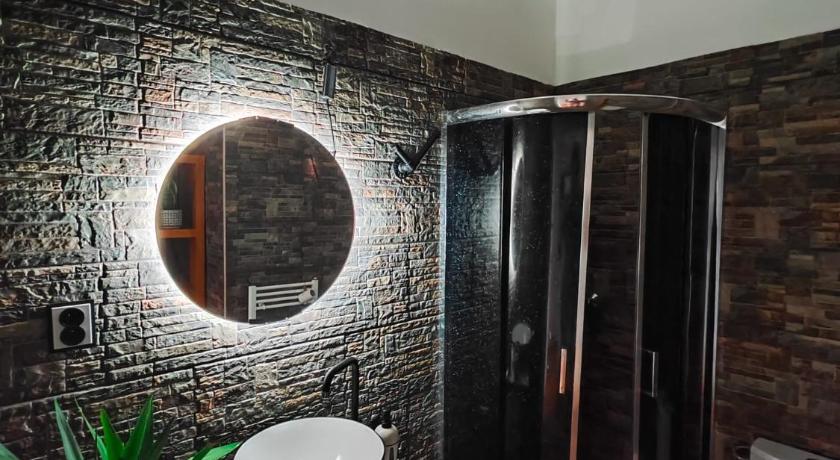 Image of One-Bedroom Apartment 21