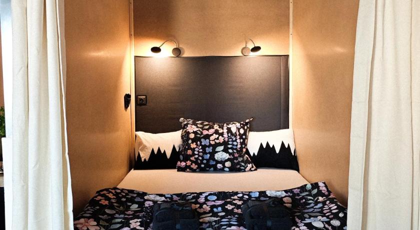 Image of One-Bedroom Apartment 24