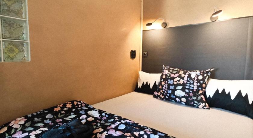 Image of One-Bedroom Apartment 18