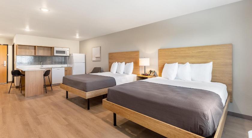 East Syracuse (NY) LivAway Suites Syracuse 2-Star Accommodation suite