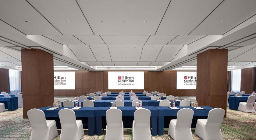 Hilton Garden Inn Tianjin Five Great Avenues - image 25
