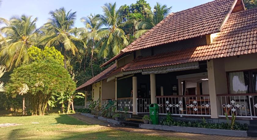 BharathaPuzha Resort - image 8